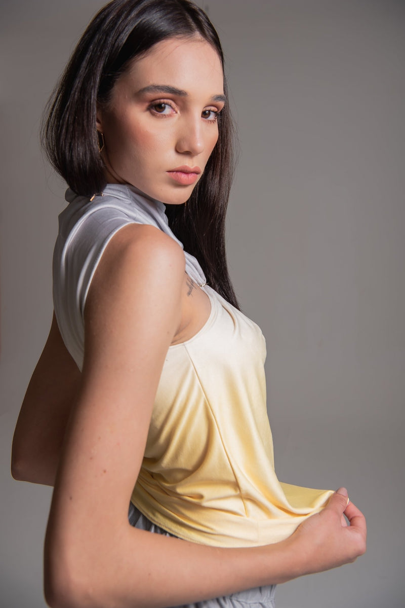 Blusa feminina de gola alta - Aline vervan