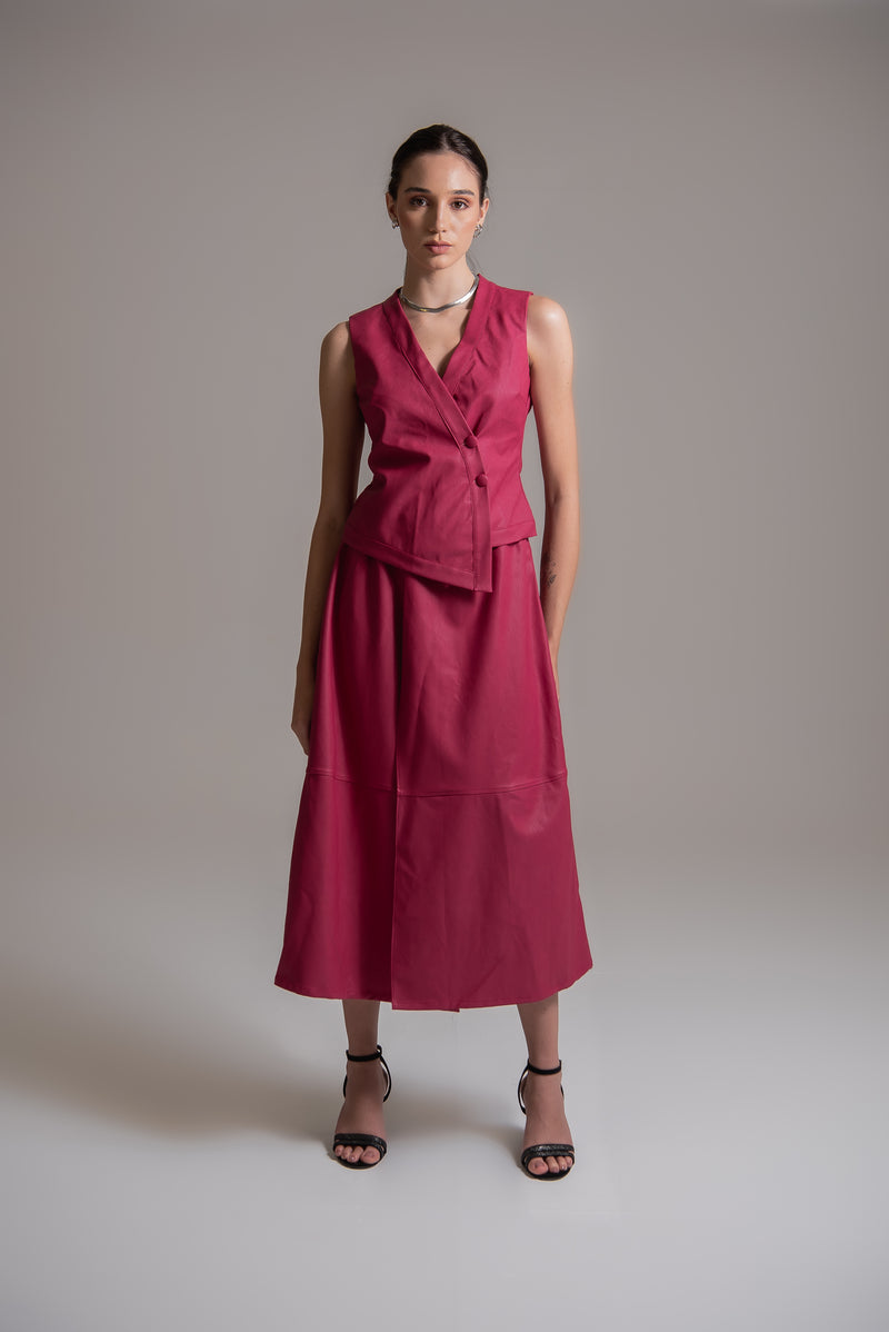 Saia midi em couro de viscose