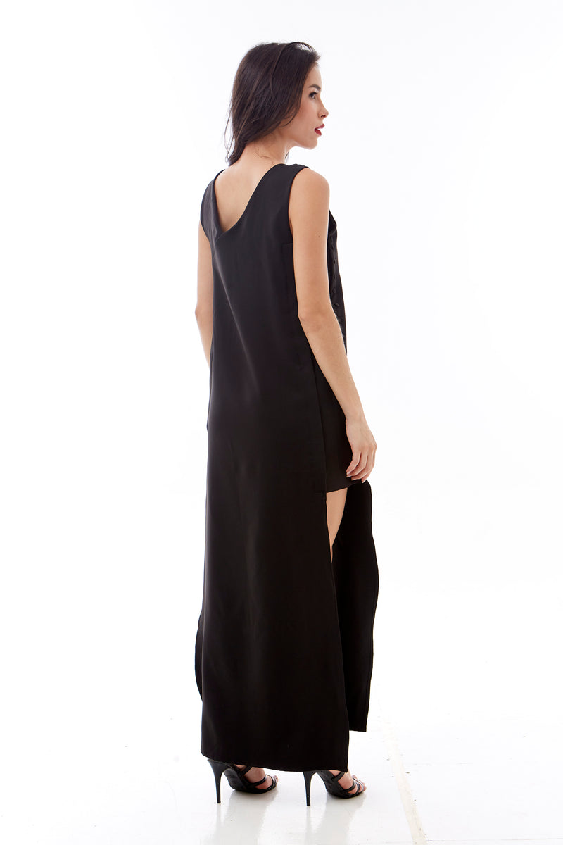 Vestido longo assimétrico em Alfaiataria